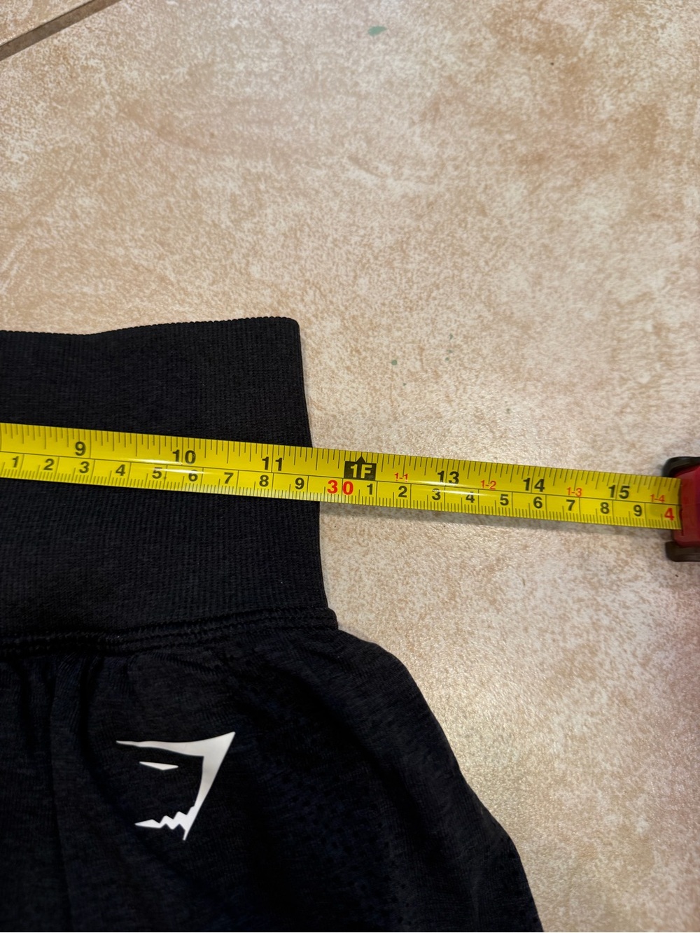 Gymshark Women’s Black Layered Training Shorts lined - Picture 4 of 6